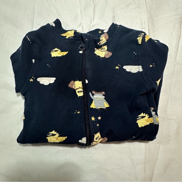 RISE little earthling - LIKE NEW Navy Blue Baby Onesie/sleeper w/ Cute Patterns - Picture 4 of 4
